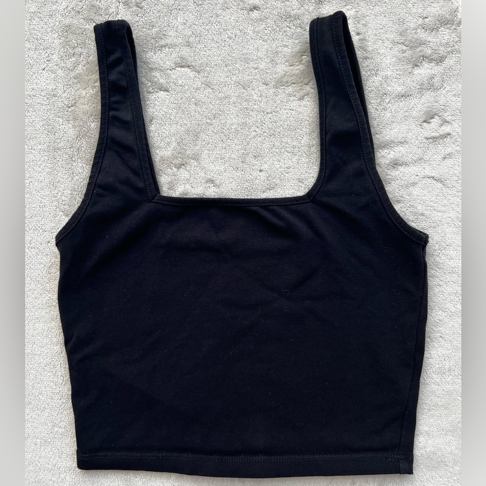 ❌SOLD❌ ASOS Basic Black Cropped Square Neck Tanktop